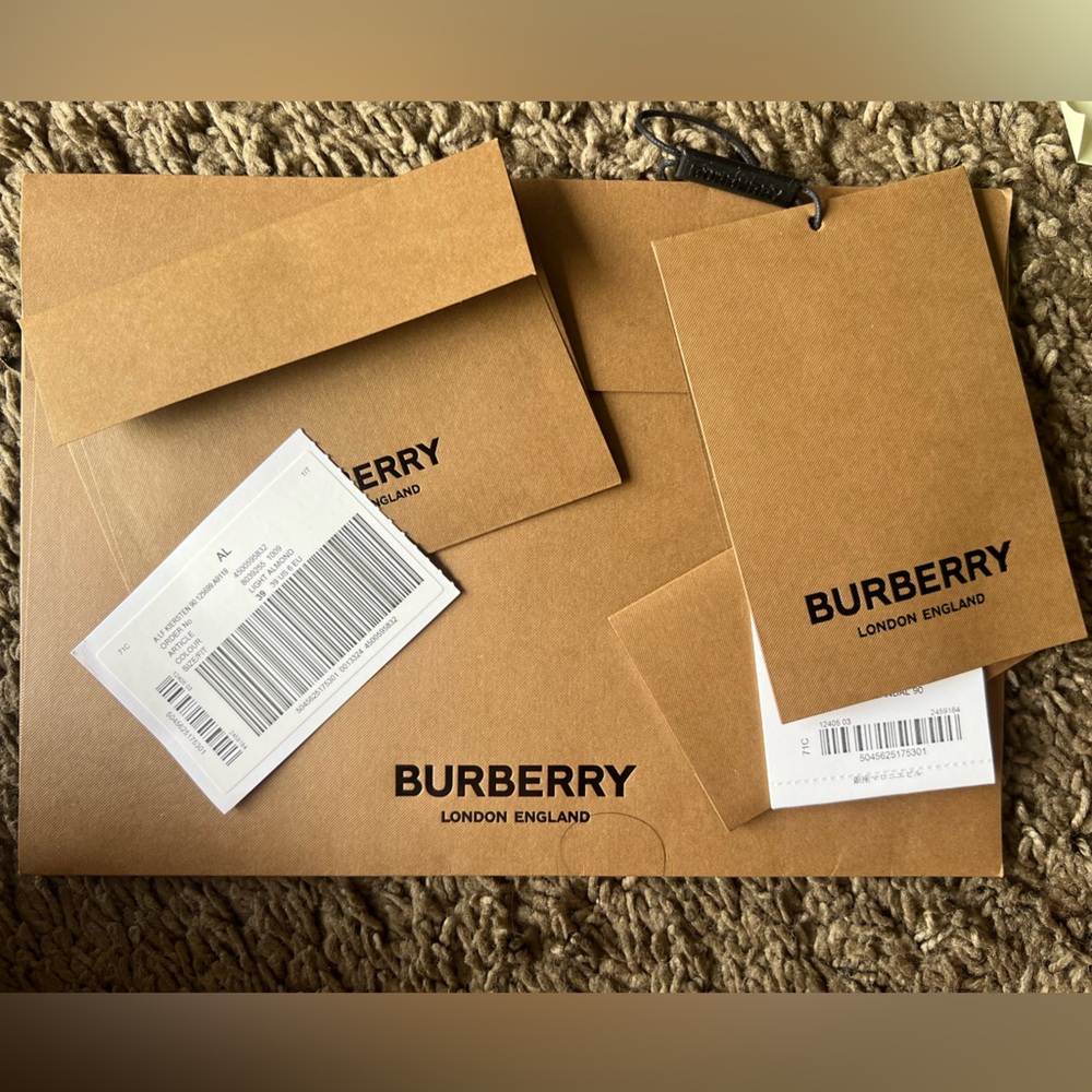 Burberry Leather KIERSTEN Mules - Picture 9 of 10